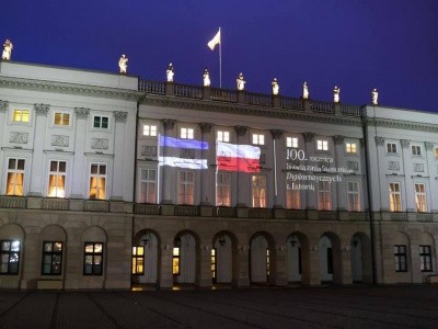 Polski Pałac Prezydencki 4 maja wieczorem